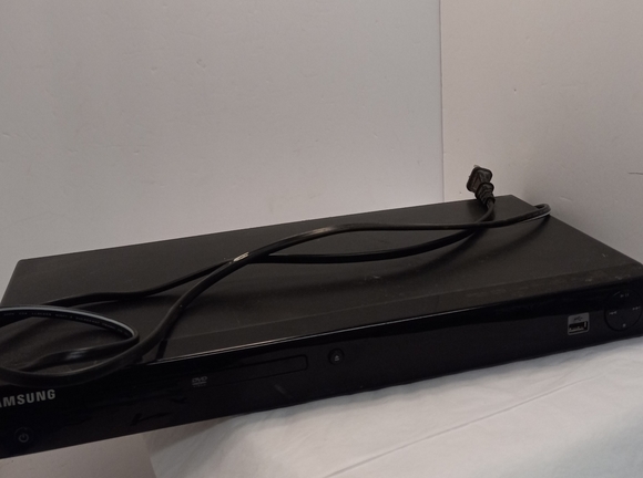SAMSUNG DVD-1080p8/XAA 1080p DVD Player - Picture 1 of 6